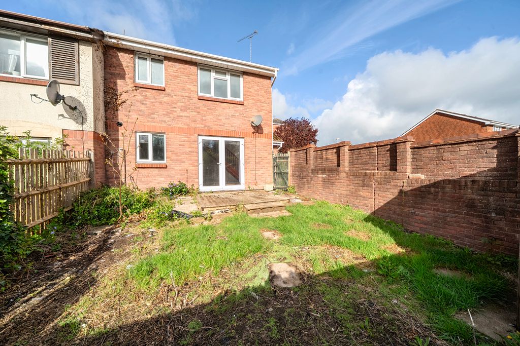 Property photo 2 of 12 1439840769E0A8E11De63