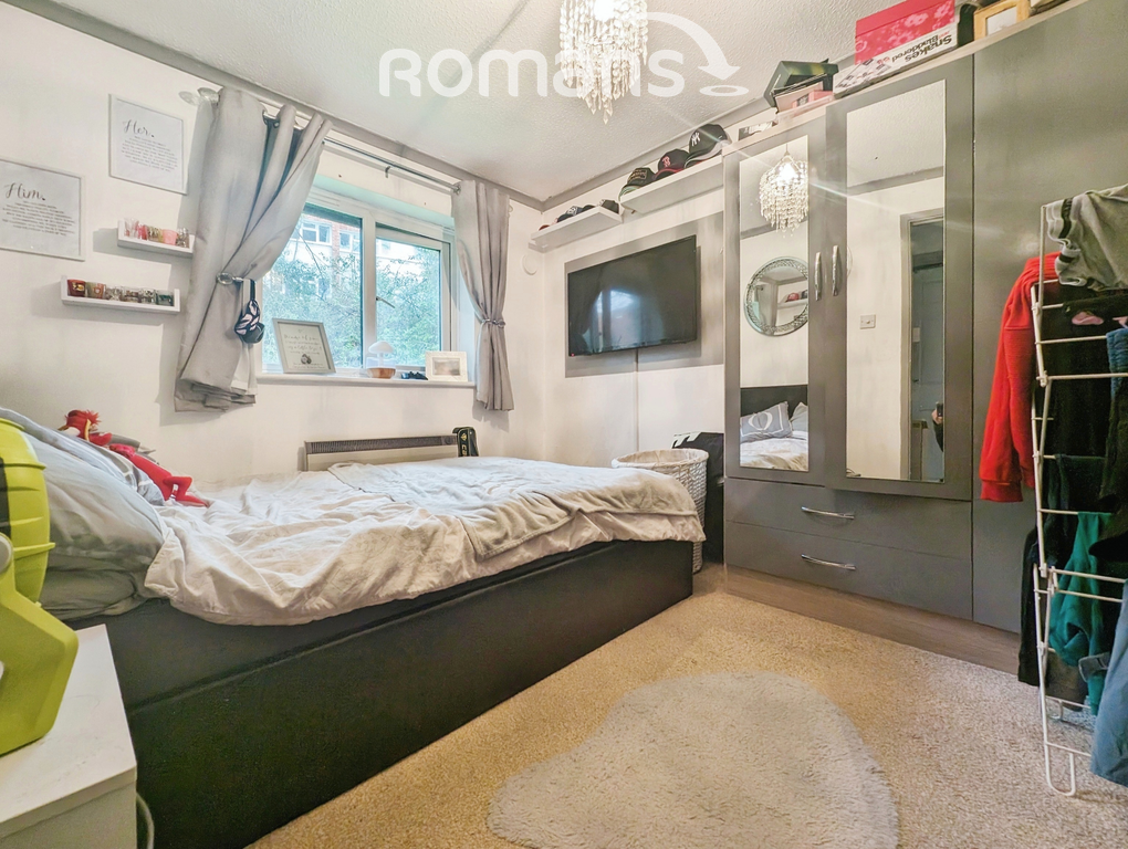 Property photo 3 of 10 1000058785