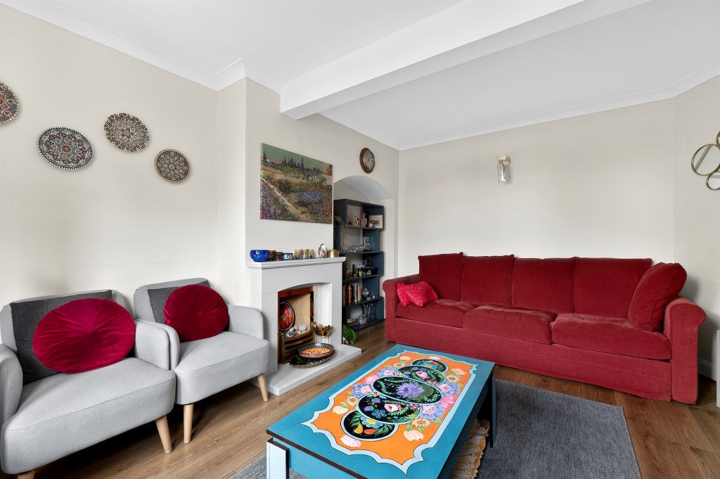 Property photo 3 of 20