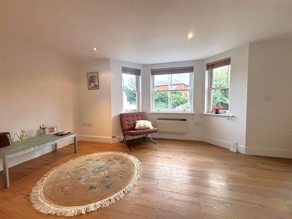 Property photo 1 of 11 Flat 5 - 1.Jpg