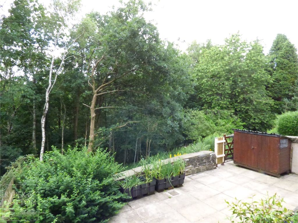 Property photo 3 of 13 Picture No. 01