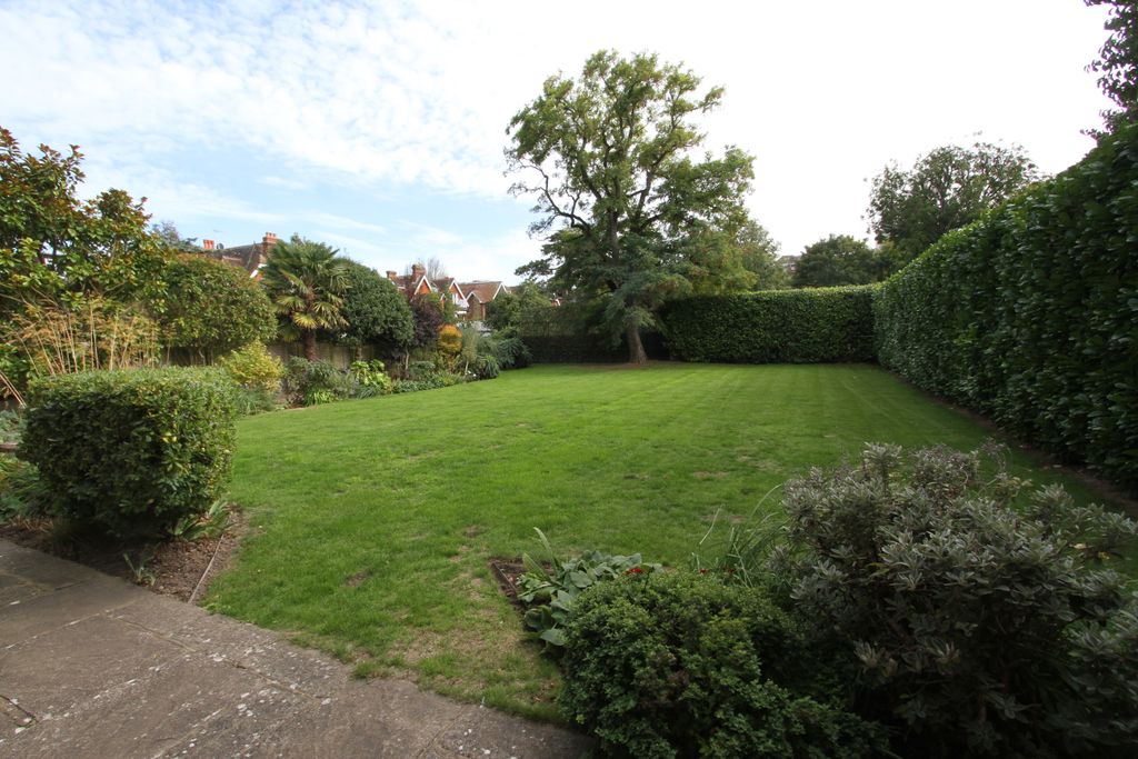 Property photo 3 of 36