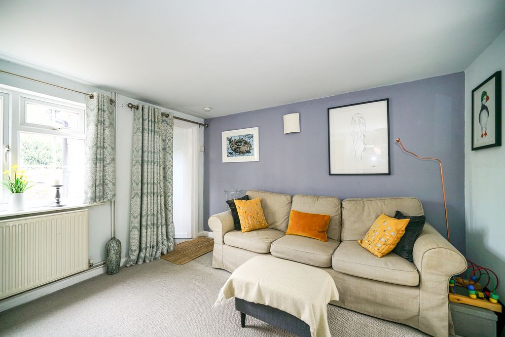 Property photo 3 of 18