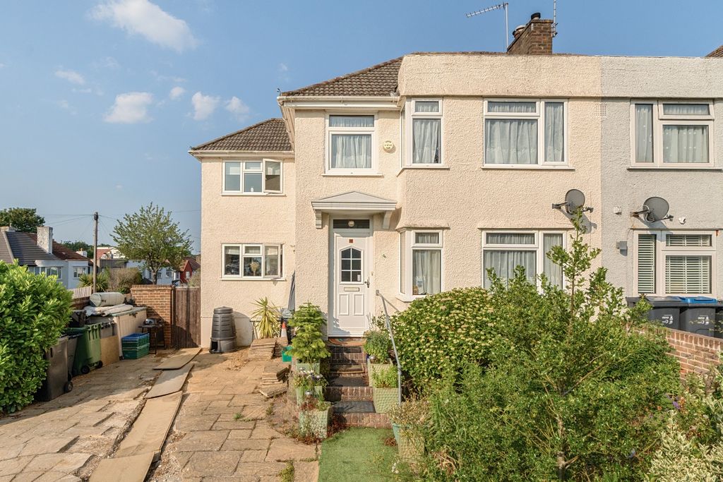 Property photo 1 of 16 4227501