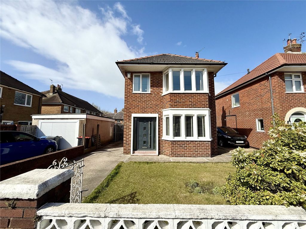 Property photo 1 of 21 Picture No. 14