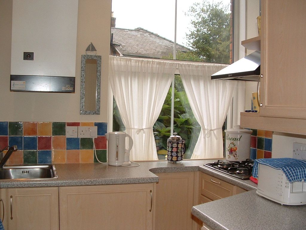 Property photo 2 of 9