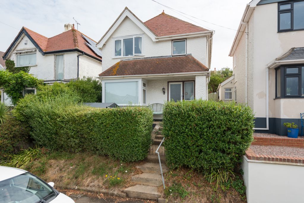 Property photo 3 of 8 5Harcourt-8