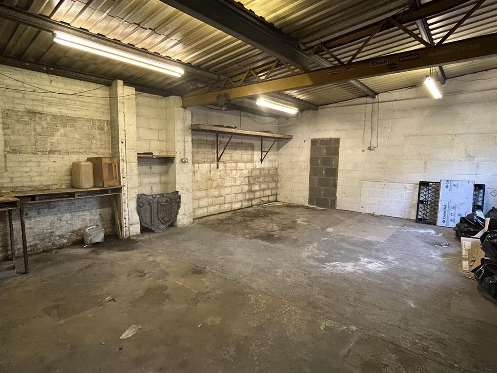 Property photo 3 of 3 Photo