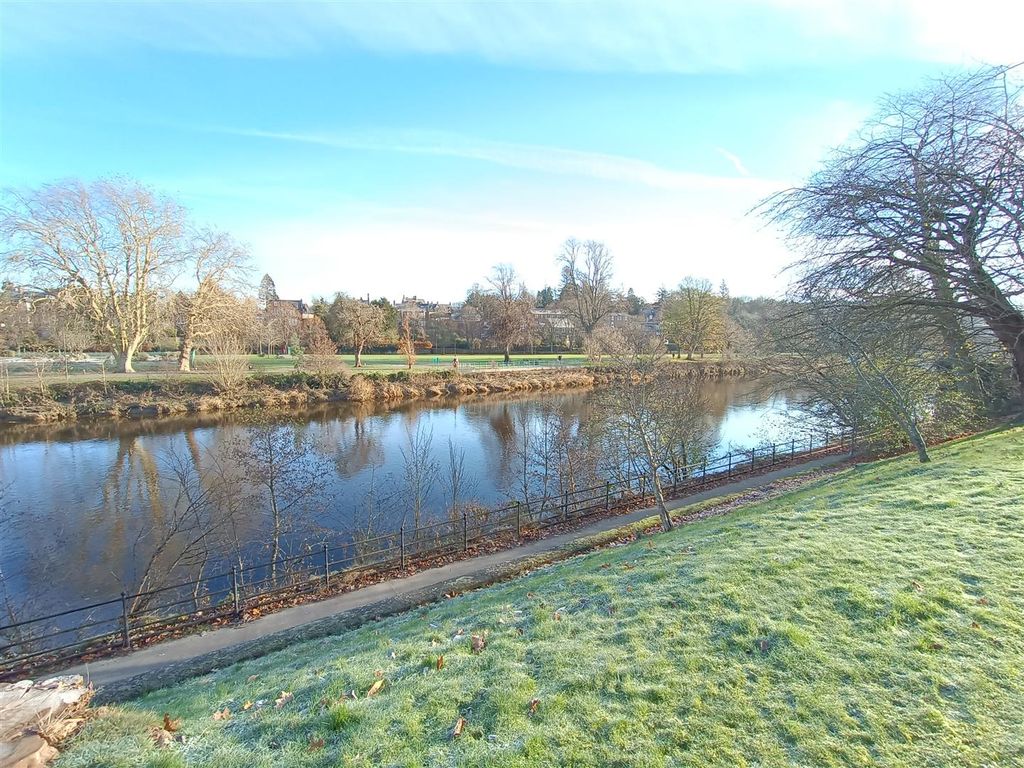 Property photo 2 of 9 View