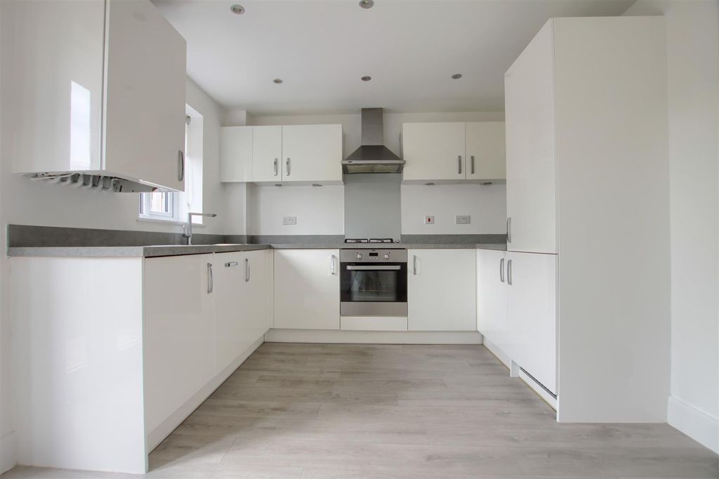 Property photo 2 of 12 Hm5.Jpg