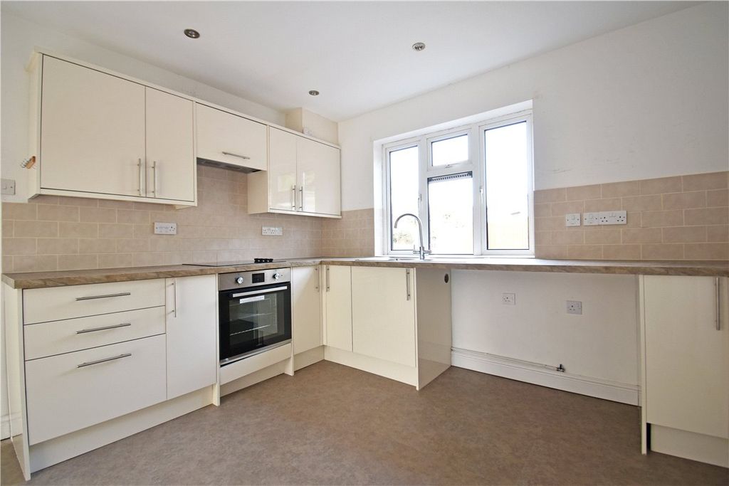 Property photo 2 of 10 Picture No. 19