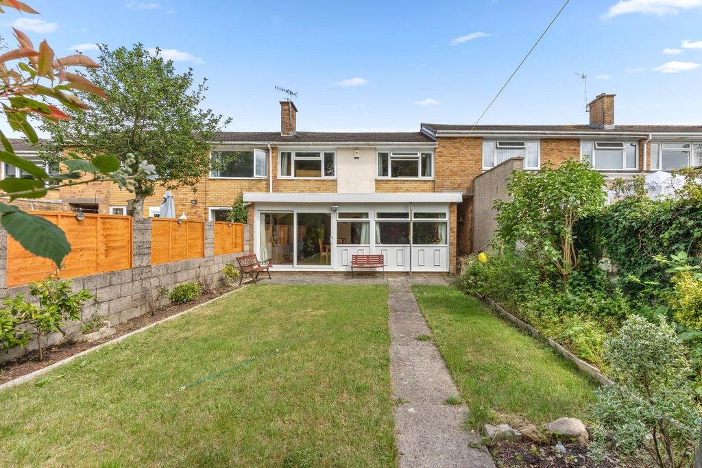 Property photo 1 of 26
