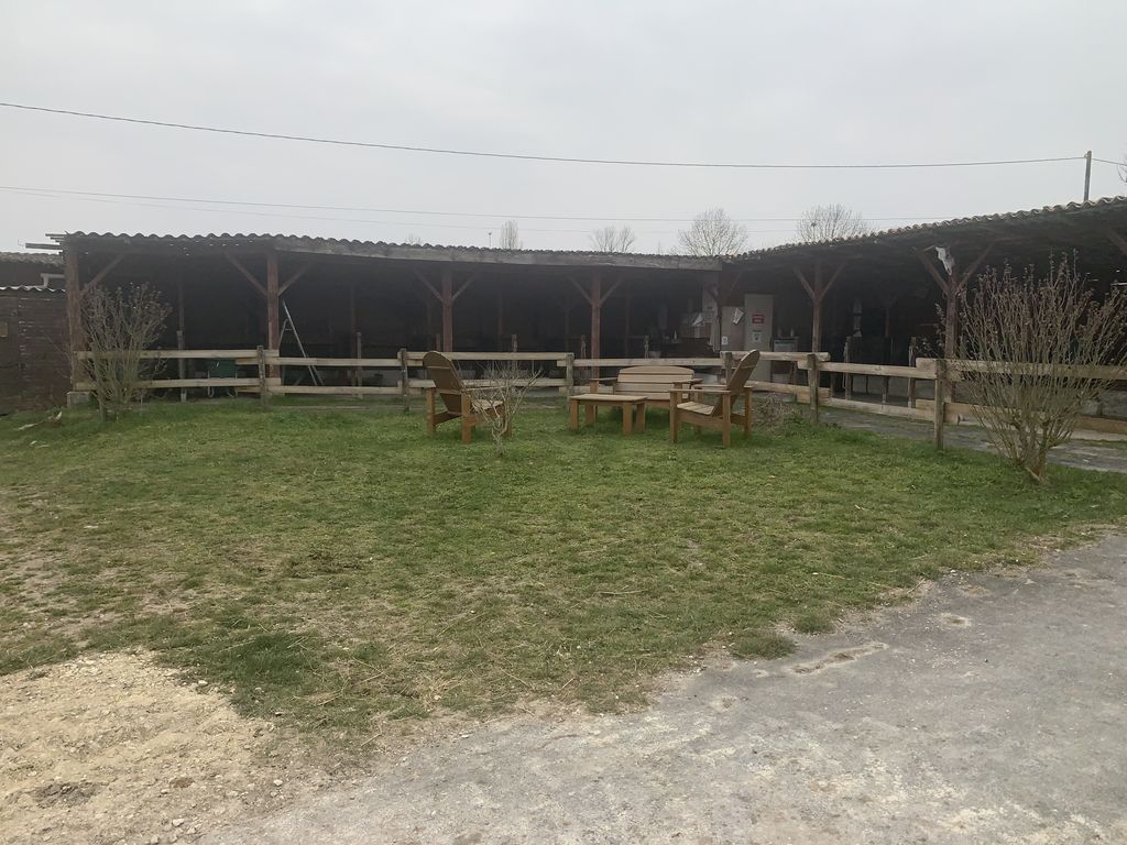 Property photo 2 of 11