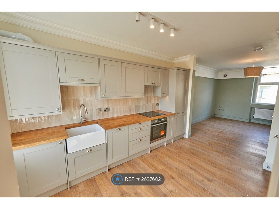 Property photo 1 of 14 Kitchen And Living Room