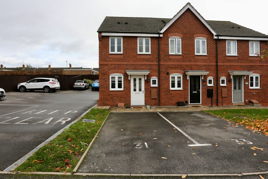 Property photo 1 of 17 Front View