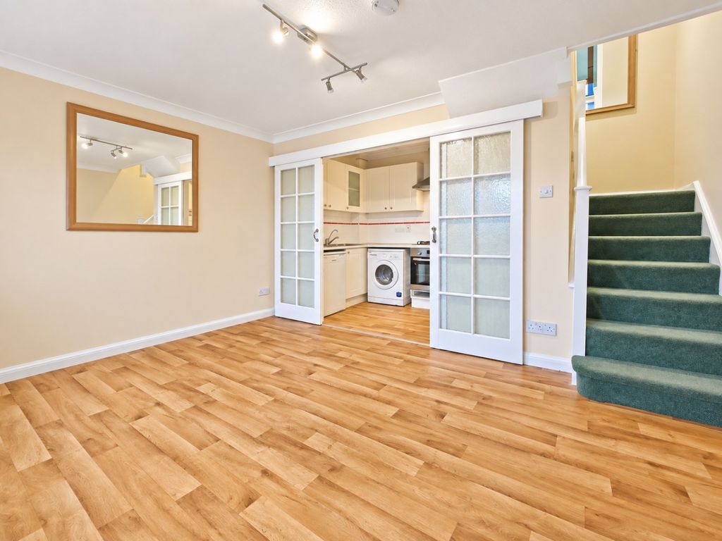 Property photo 2 of 10 5303123
