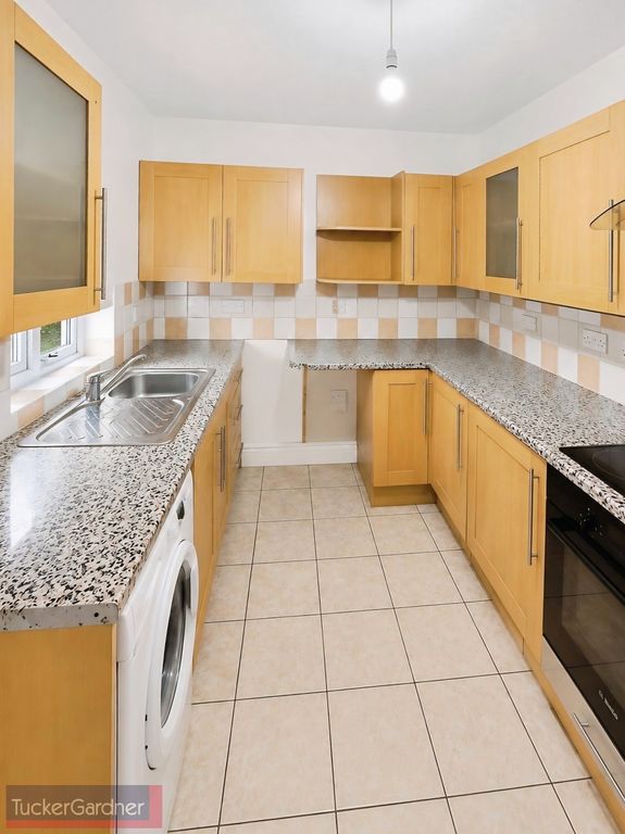 Property photo 2 of 7