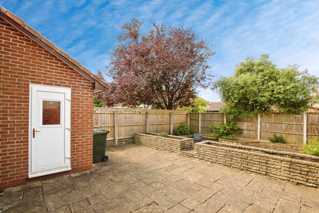 Property photo 3 of 15