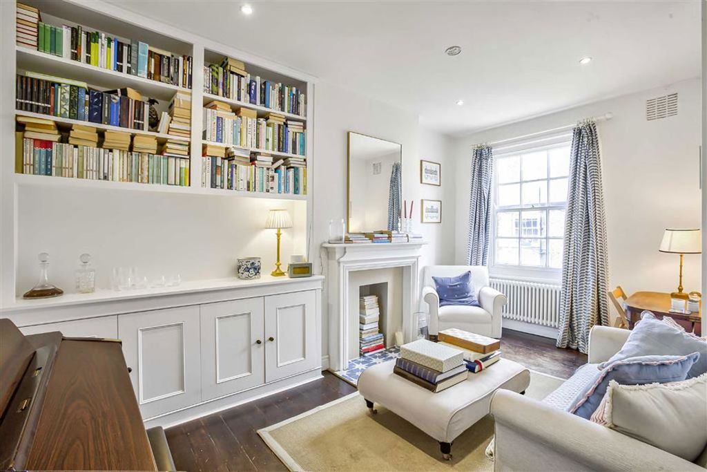 Property photo 1 of 8
