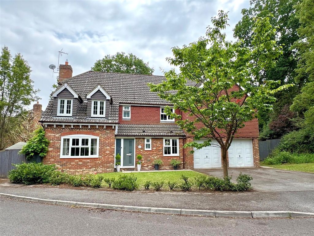 Property photo 1 of 25 Front 3.Jpg