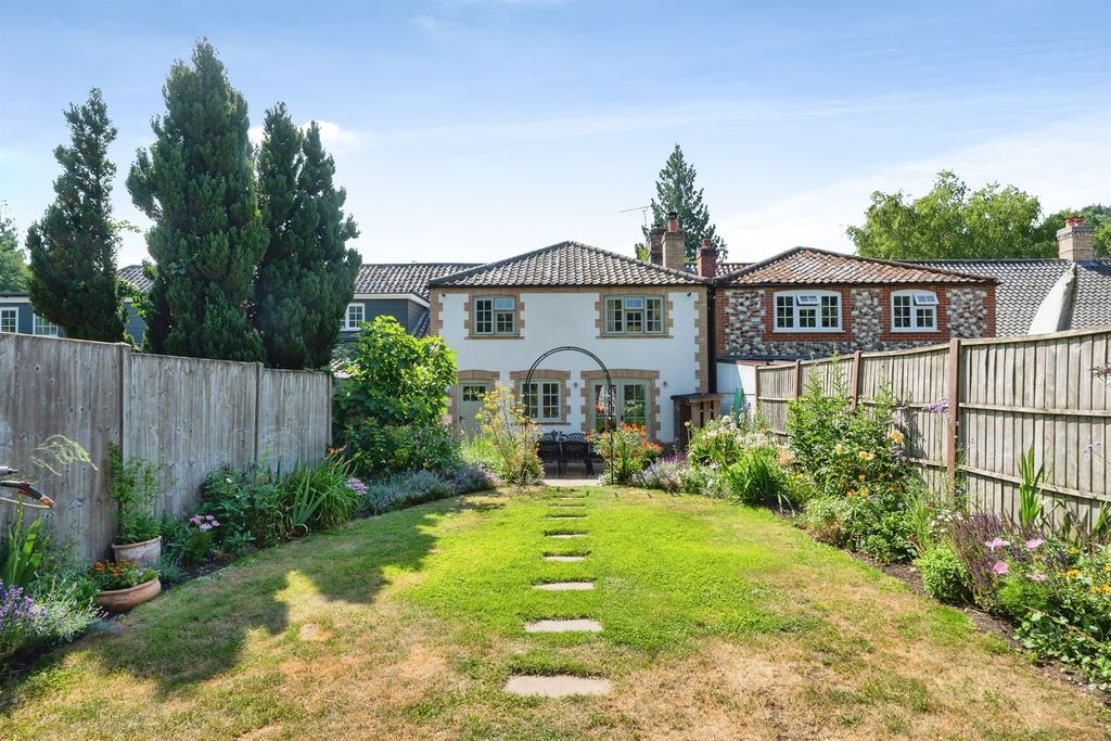 Property photo 1 of 20
