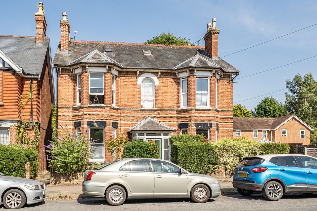 Property photo 1 of 19