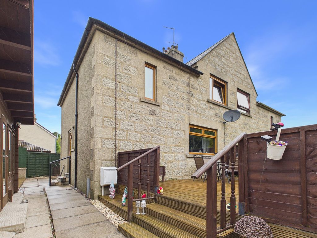Property photo 1 of 27