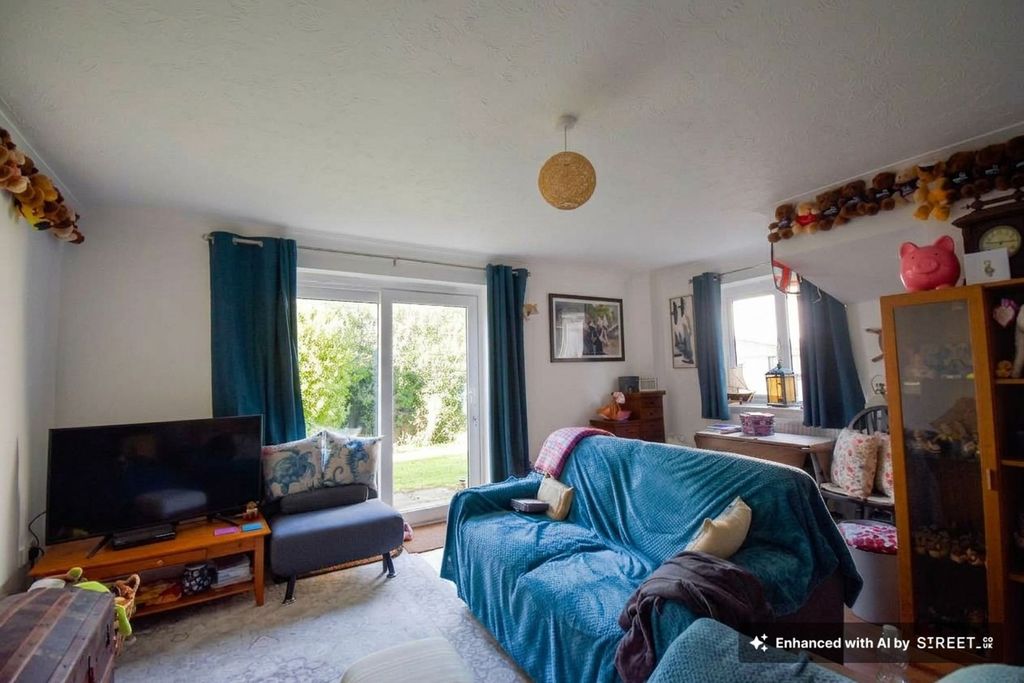 Property photo 3 of 7