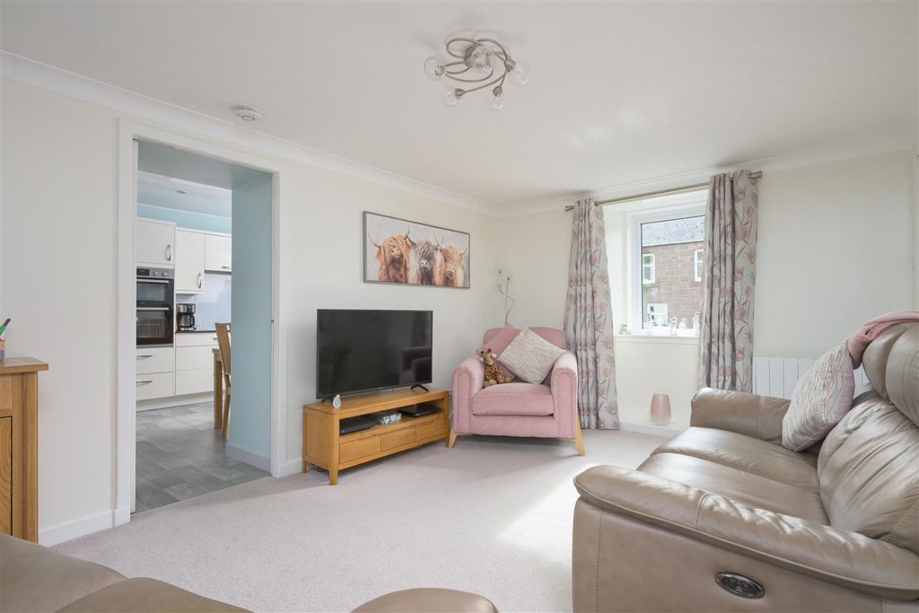 Property photo 2 of 23 S002.Jpg