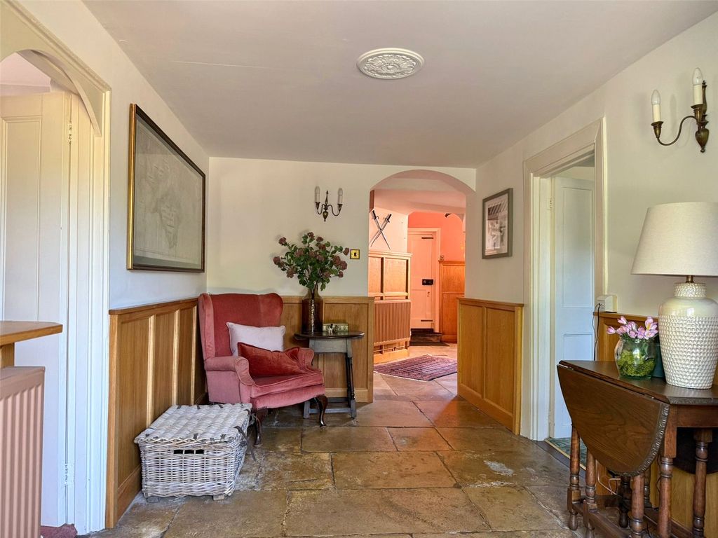 Property photo 3 of 50 Picture No. 77