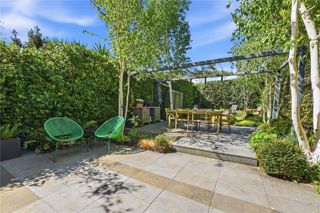 Property photo 3 of 12 Picture No. 11