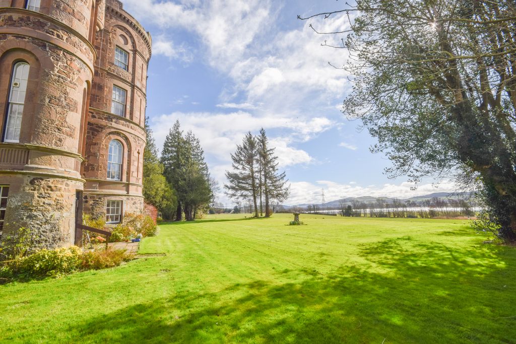 Property photo 2 of 39 Dsc_0175