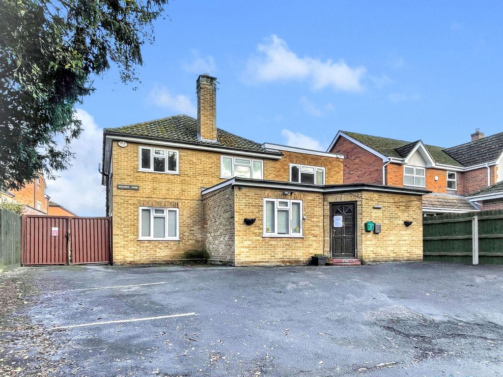 Property photo 1 of 29