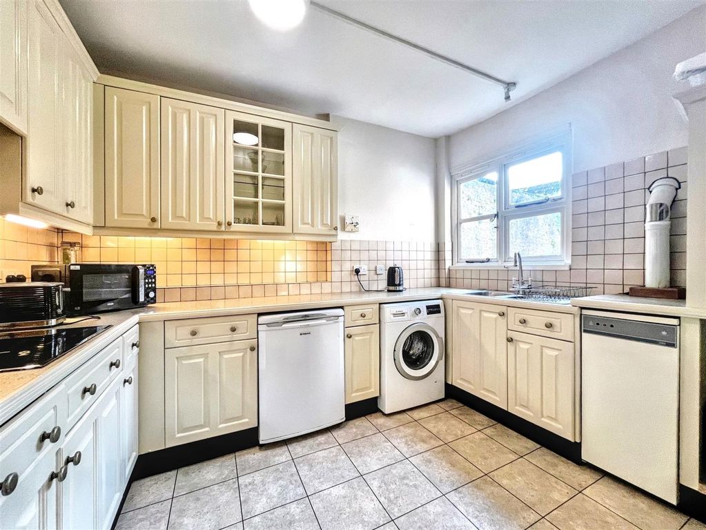 Property photo 2 of 17 New Kitchen.Jpg