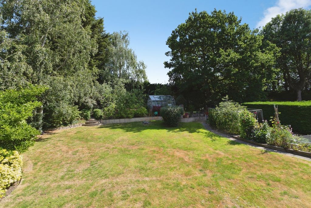 Property photo 2 of 20 Pbox-Img.Jpg