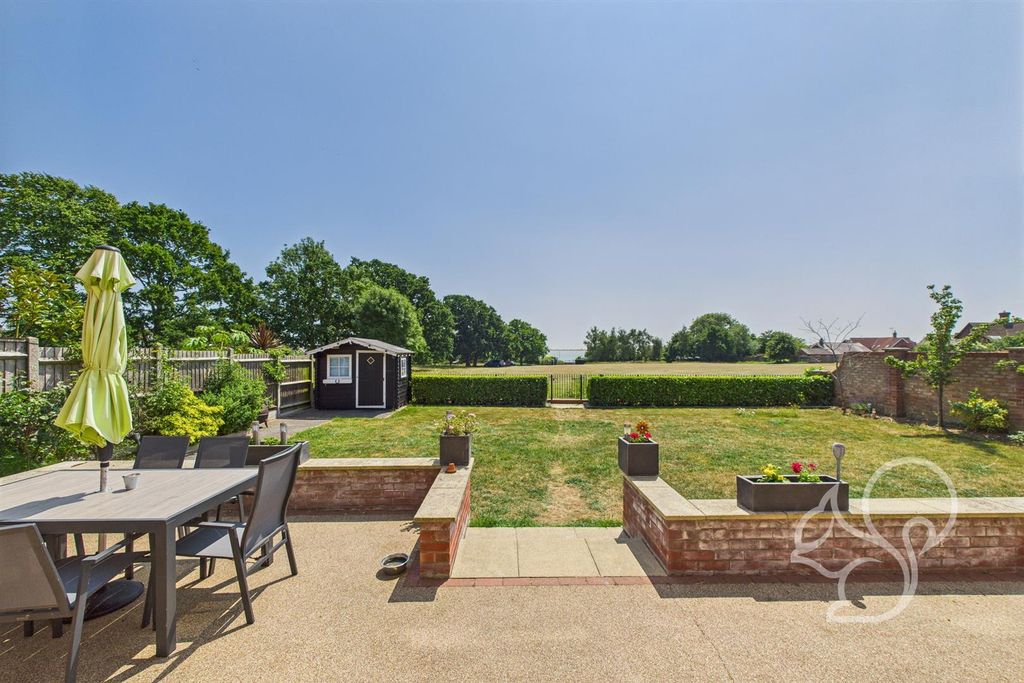 Property photo 1 of 45