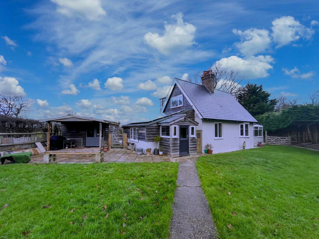 Property photo 2 of 11