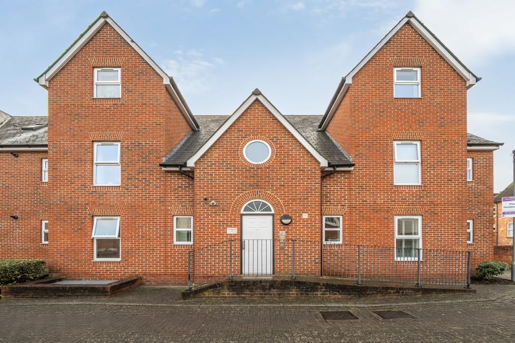 Property photo 1 of 20 External Front