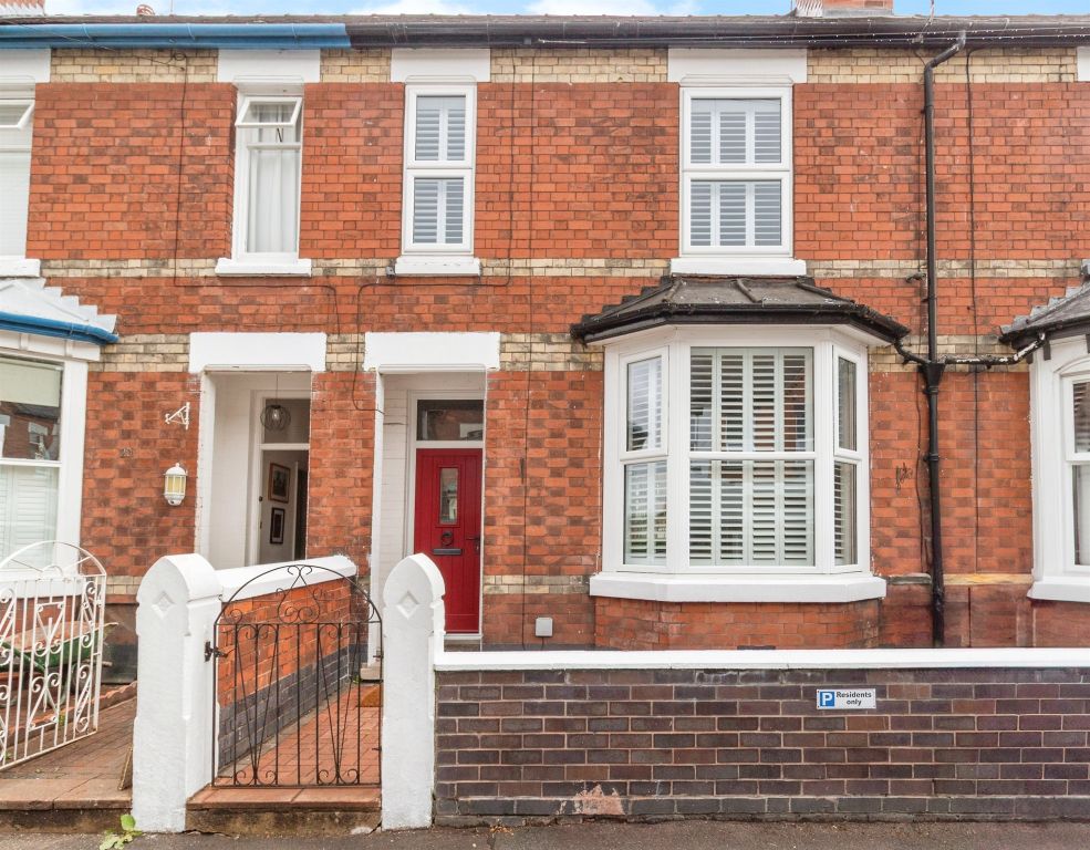 Property photo 1 of 12