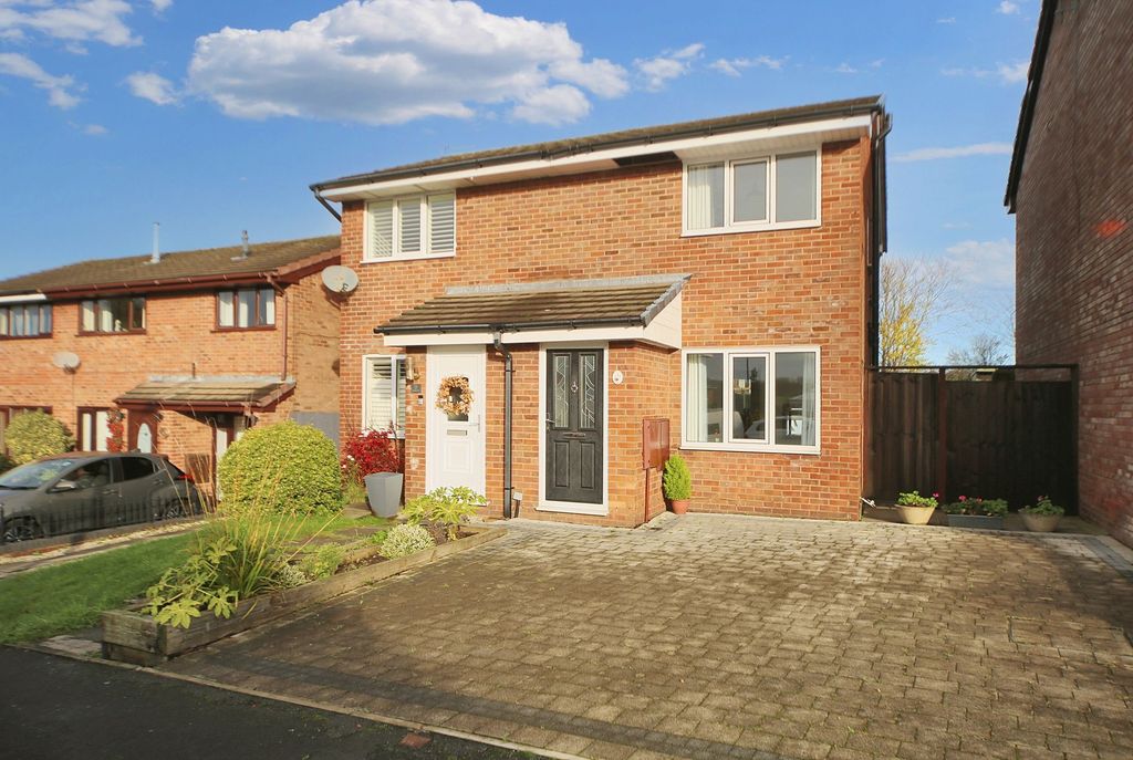 Property photo 1 of 21