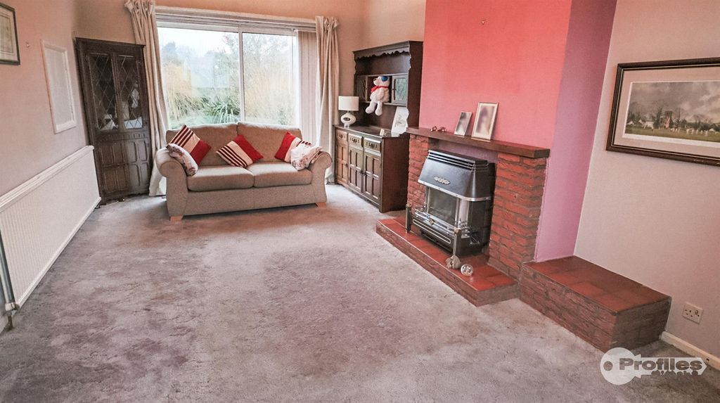 Property photo 2 of 17 Img_8584.Jpg