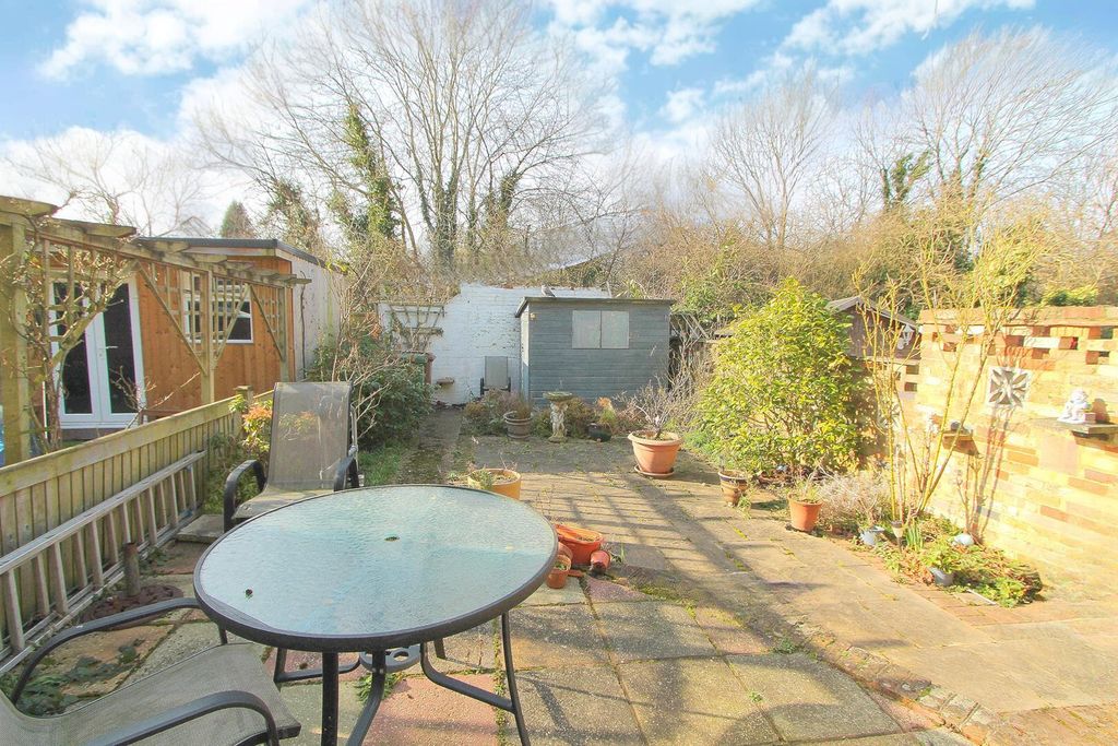 Property photo 2 of 19 628B5503-8B38-4B32-8E35-96E58A0Ec51F.Jpg