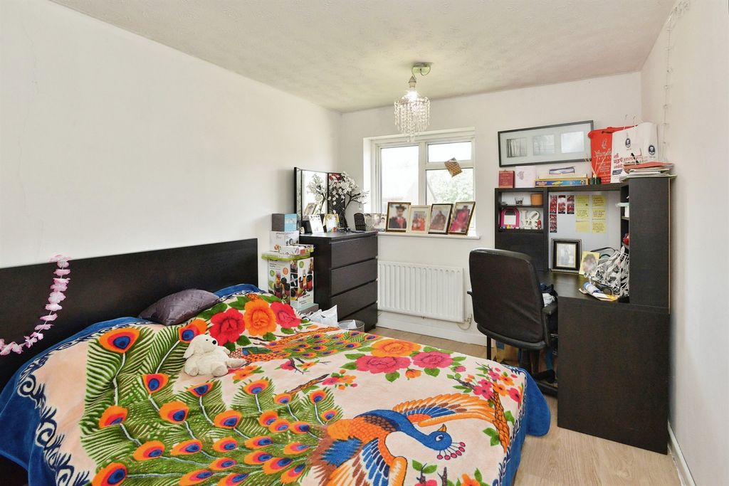 Property photo 3 of 15