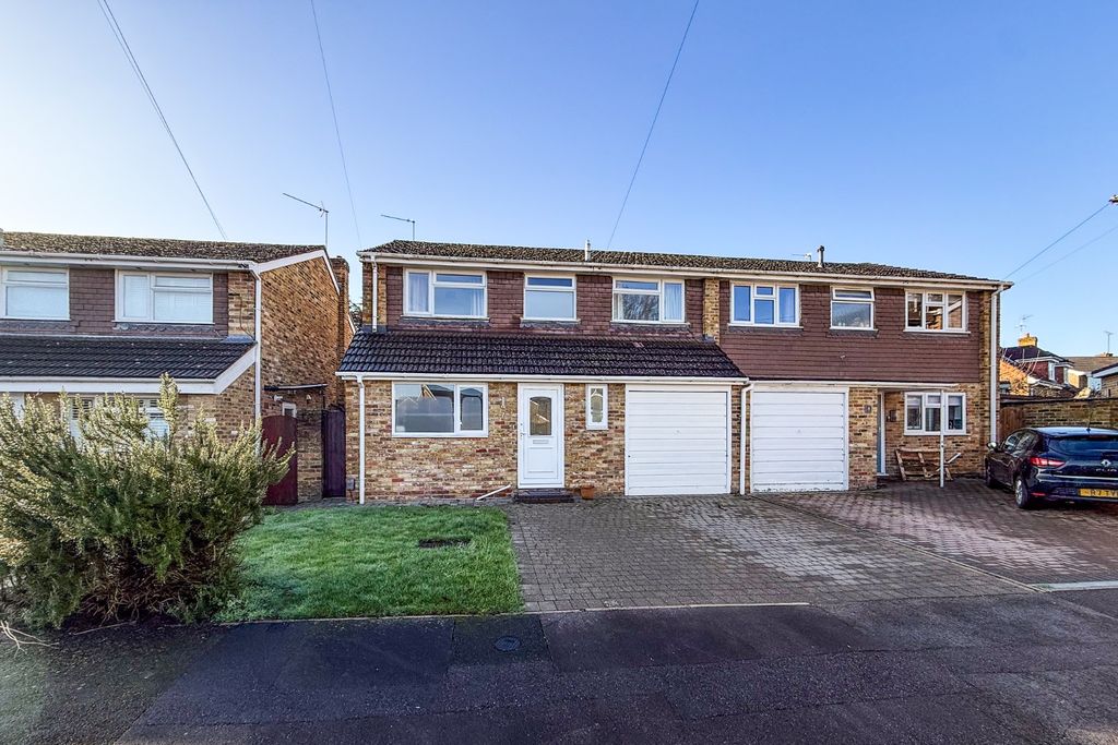 Property photo 1 of 16 4833871