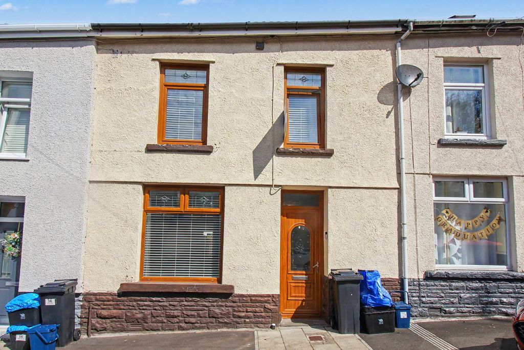 Property photo 1 of 21