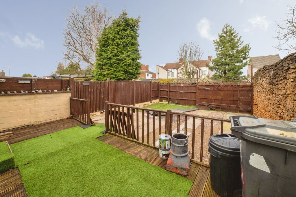 Property photo 3 of 13 Pbox-Img.Jpg