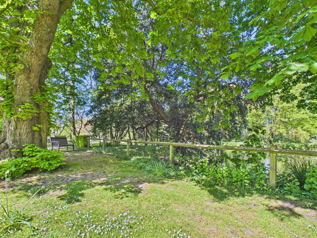 Additional image 19 of 2 bed flat for saleWest Street, Godmanchester PE29
