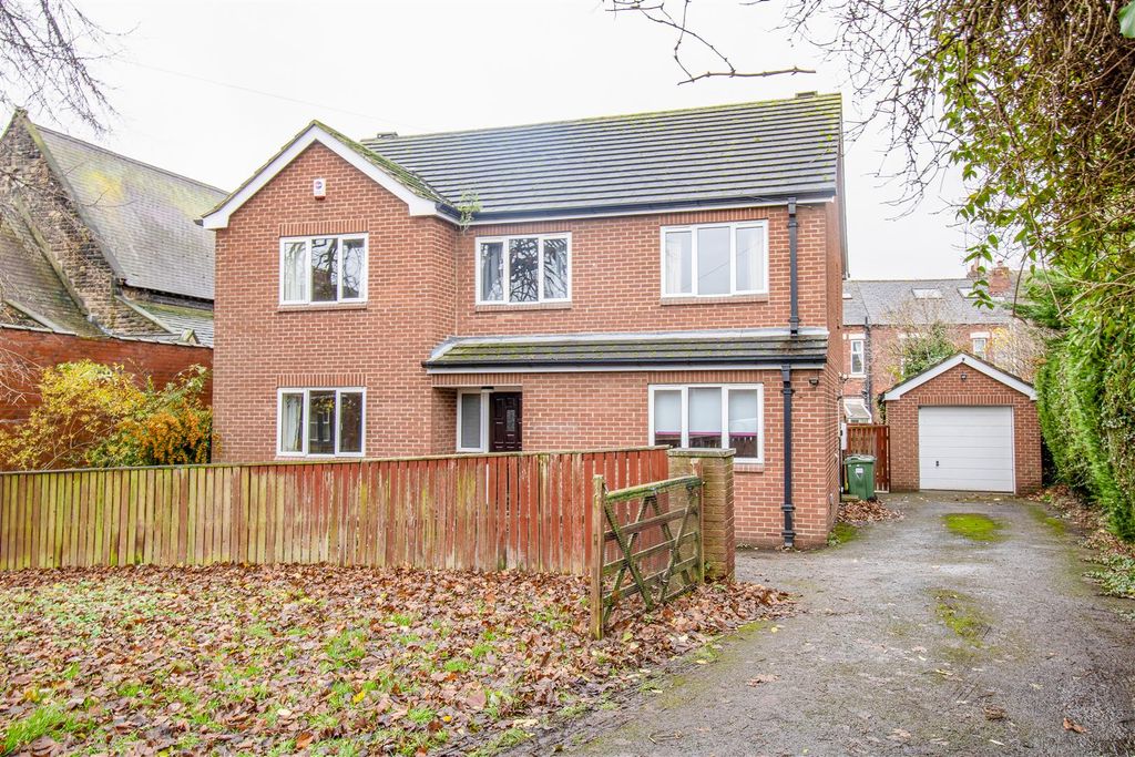 Property photo 1 of 19