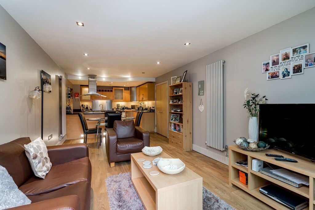 Property photo 2 of 12