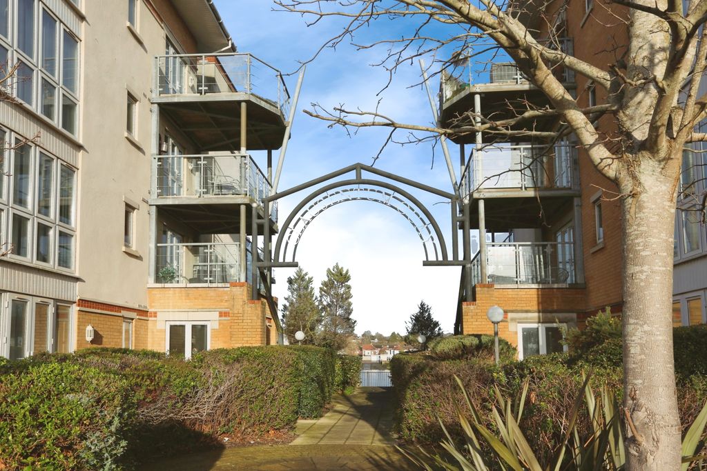 Property photo 2 of 12 Clausentum